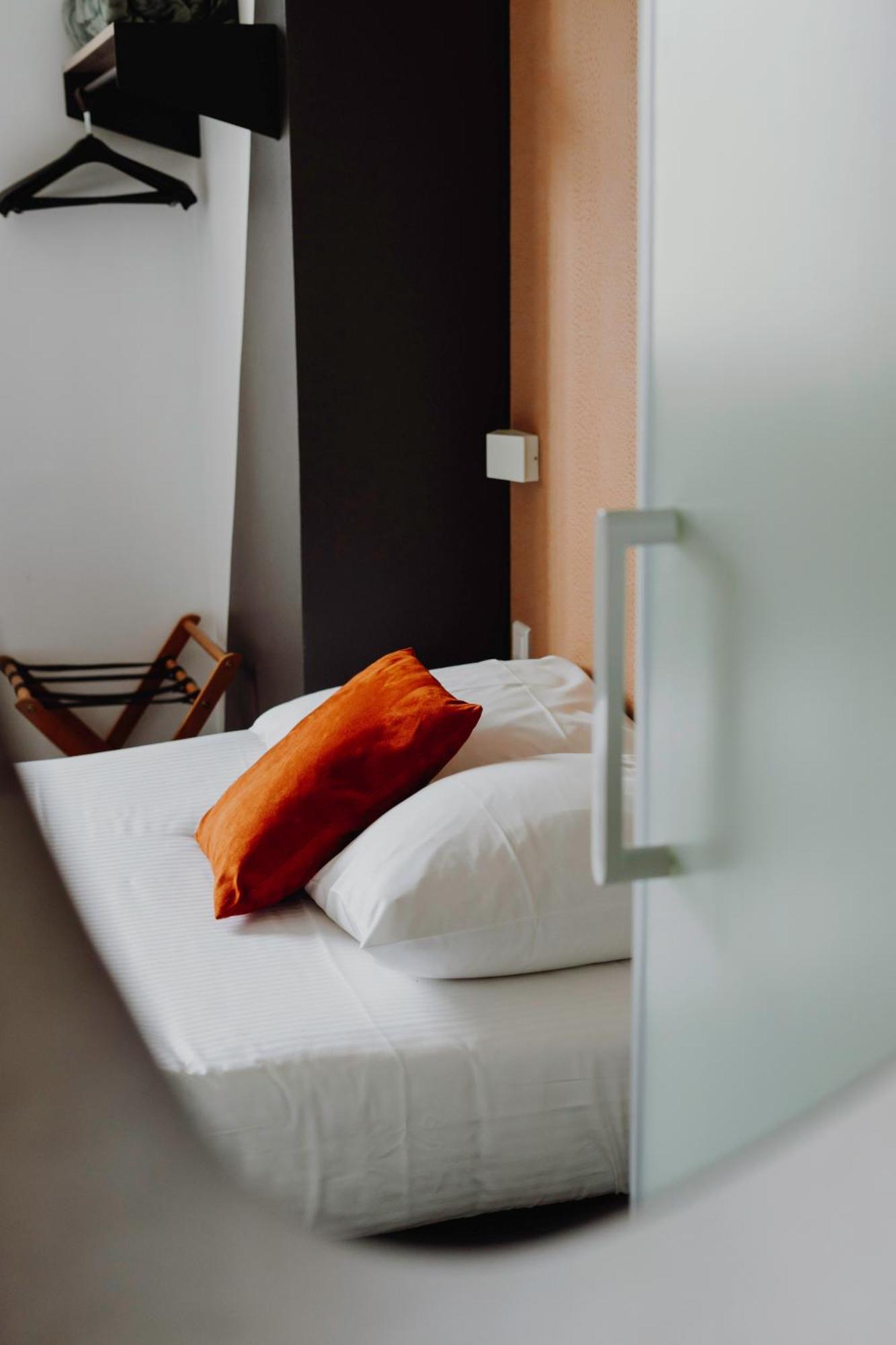 L'Hotel Bristol Caen Zewnętrze zdjęcie
